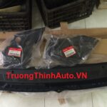 Máng nước chân kính Honda Civic